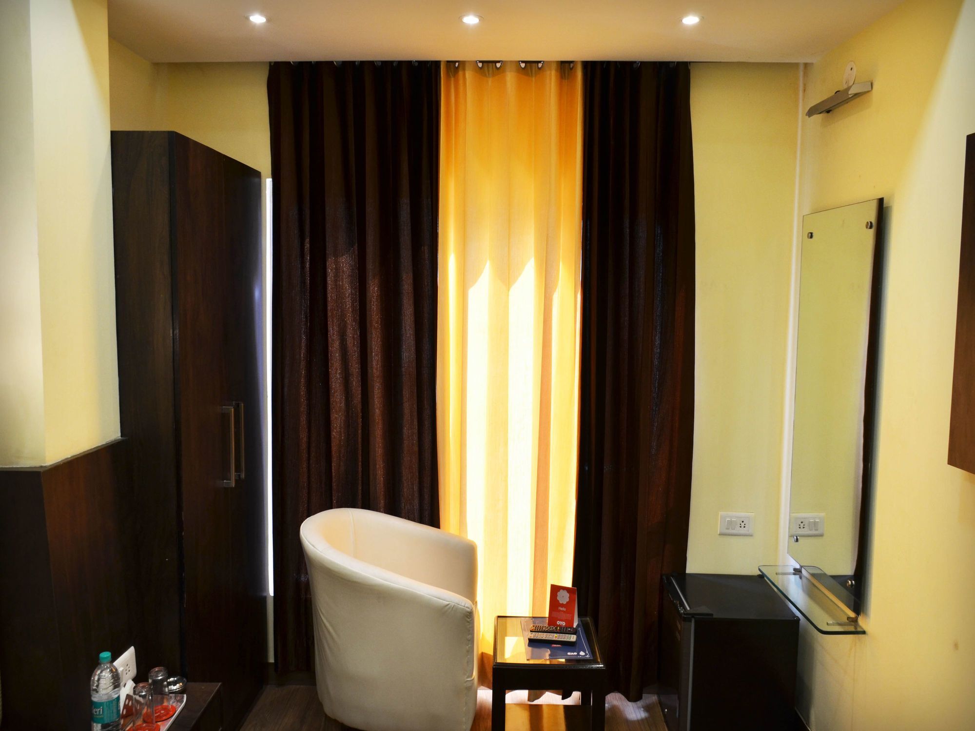 Hotel Oyo 7447 Grand Park Amritsar Exterior foto