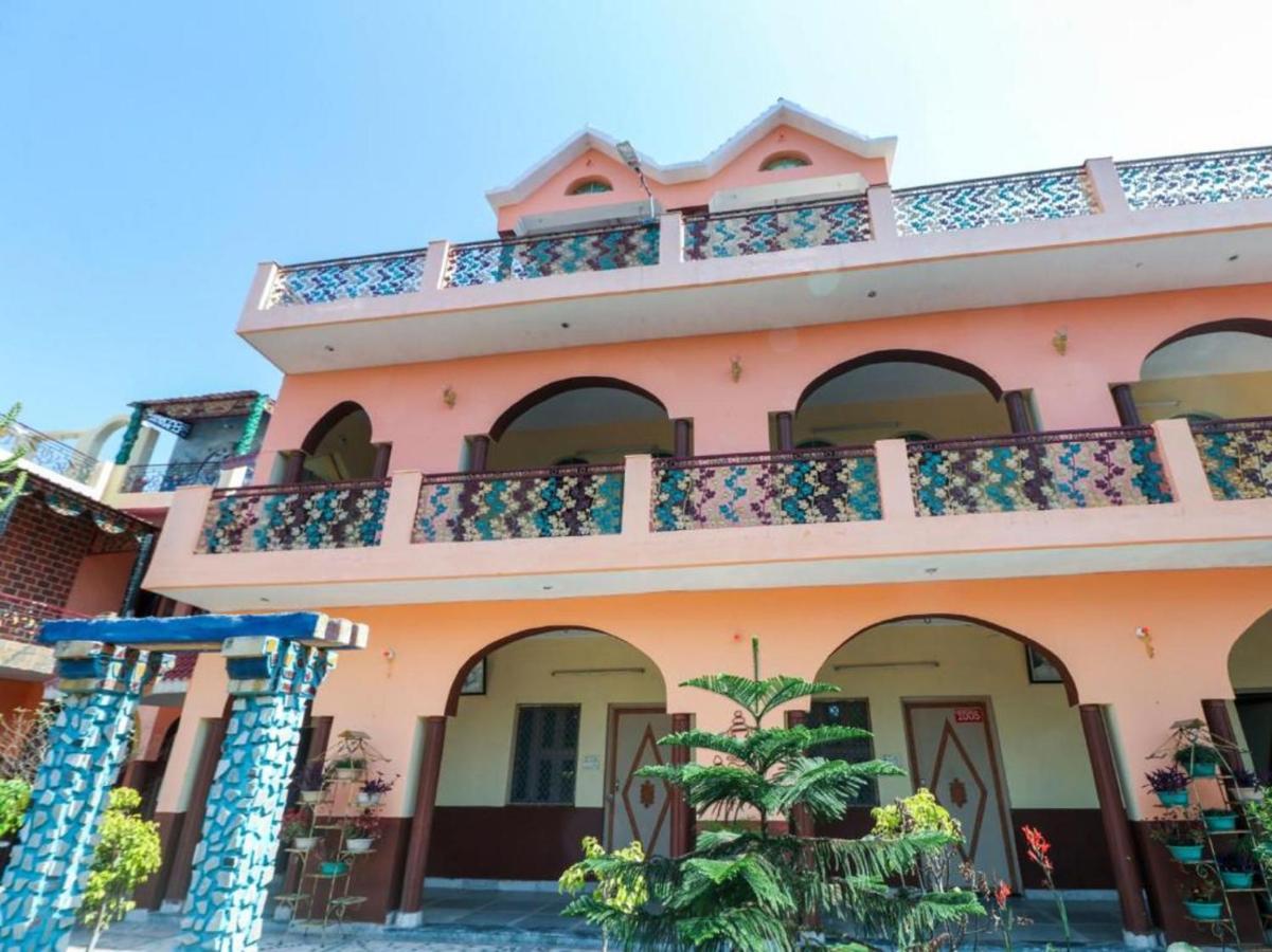 Hotel Oyo 7447 Grand Park Amritsar Exterior foto