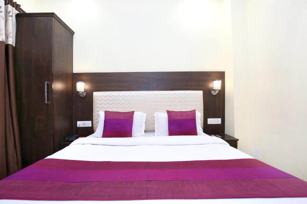 Hotel Oyo 7447 Grand Park Amritsar Exterior foto
